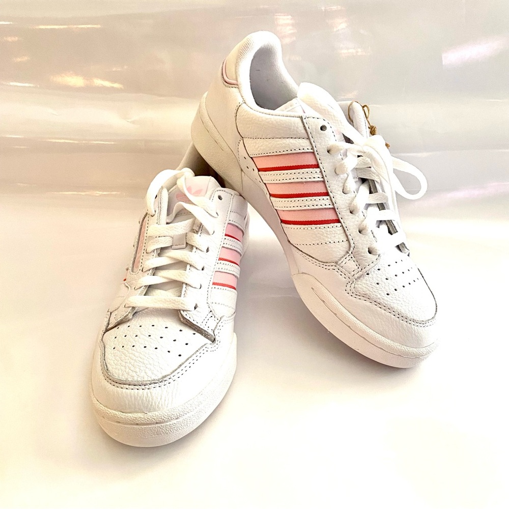 NWOB Women’s Adidas Continental 80 Stripes Sneakers